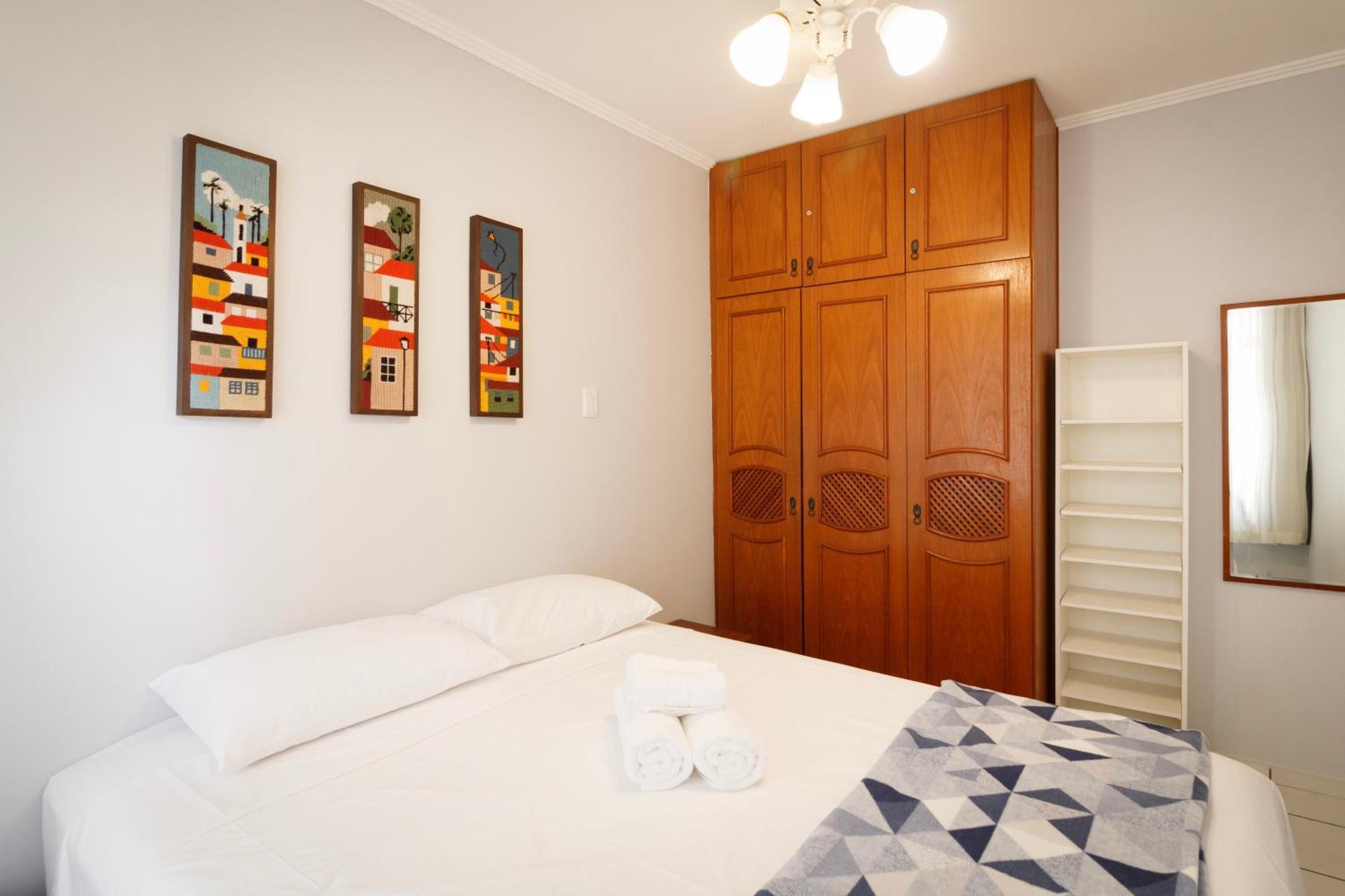 5 Na R. 2000 Proximo A Wc8702 * Balneario Camboriu
